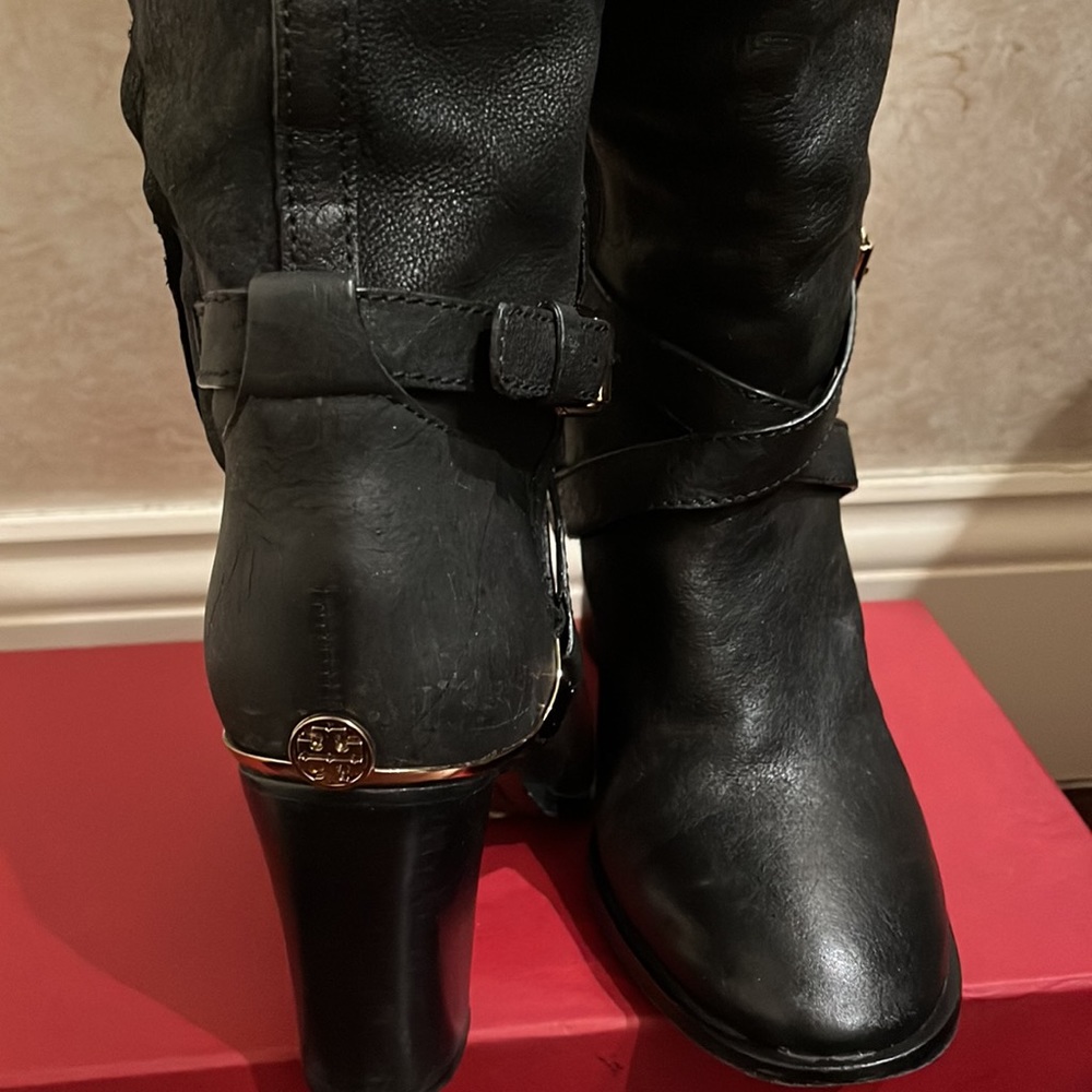 Tory Burch high heel leather boots. - Picture 5 of 11